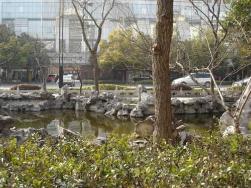 ���̰���