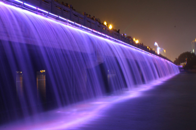 ��ɽ�ٲ���ǽ