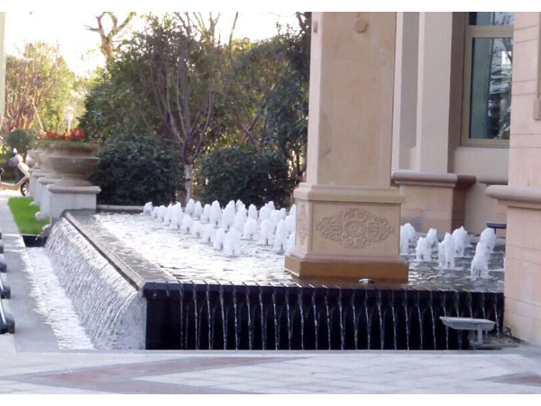 �ߴ��к���ҹ㳡��Ȫ2